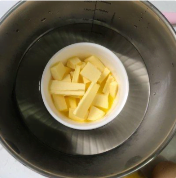 清新檸香瑪?shù)铝盏案庾龅膶?duì)，脆嫩滿足又美味，超喜歡的小甜點(diǎn)